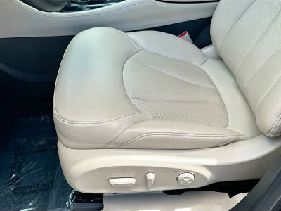2020 Buick Envision — photo 17 view