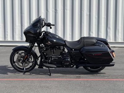 2025 Harley-Davidson FLHX - Street Glide - Photo 7