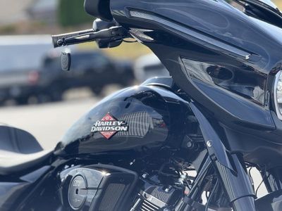 2025 Harley-Davidson FLHX - Street Glide - Photo 11