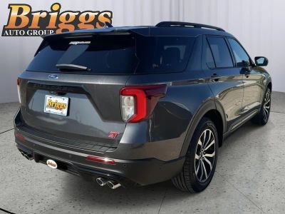 2020 Ford Explorer — detail view