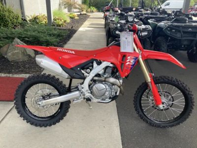 2025 Honda® CRF450RX — front three-quarter view