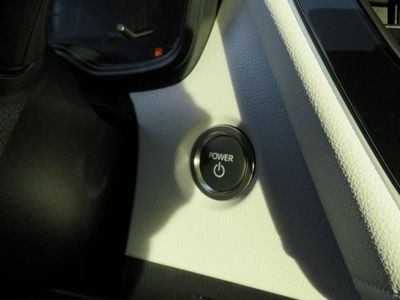 2025 Toyota COROLLA HYBRID - Photo 28