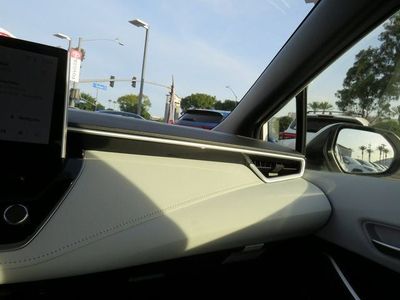 2025 Toyota COROLLA HYBRID - Photo 30