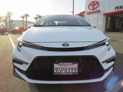 2025 Toyota COROLLA HYBRID - Photo 2