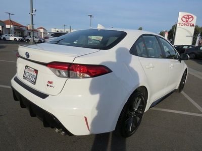 2025 Toyota COROLLA HYBRID - Photo 10
