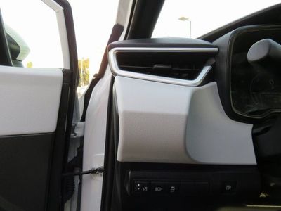 2025 Toyota COROLLA HYBRID - Photo 34