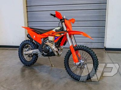 2026 KTM 250 XC - Photo 1