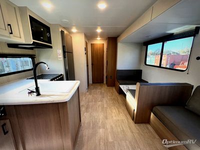 2026 Dutchmen Aspen Trail LE - Photo 4