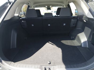 2024 Toyota RAV4 - Photo 11