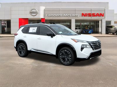 2026 Nissan Rogue Platinum — front three-quarter view