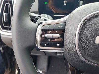 2025 Kia Sorento Hybrid - Photo 11