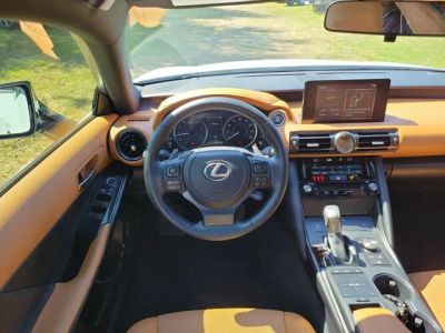 2025 Lexus IS — photo 25 view