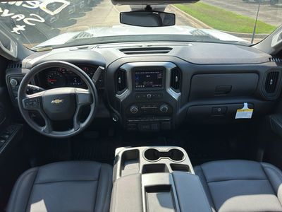 2025 Chevrolet Silverado 2500 HD — photo 21 view