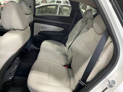 2023 Hyundai Tucson — photo 18 view