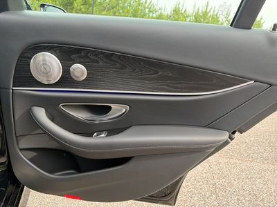 2022 Mercedes-Benz E-Class - Photo 34