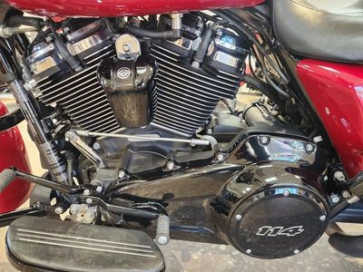 2021 Harley-Davidson FLHXS - Street Glide Special — photo 9 view