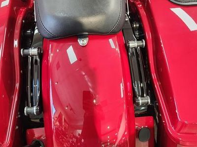 2021 Harley-Davidson FLHXS - Street Glide Special — photo 13 view