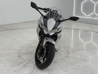2026 Kawasaki Ninja 650 - Photo 3