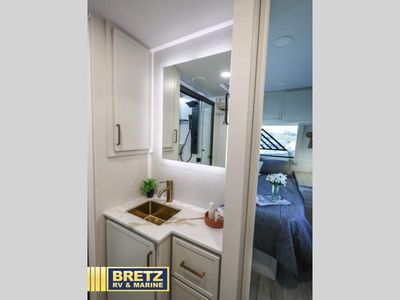 2026 Brinkley Model I - Photo 19