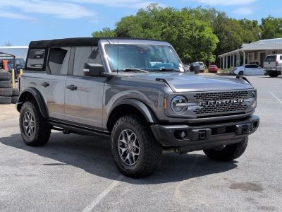 2023 Ford Bronco - Photo 7