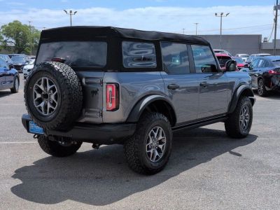 2023 Ford Bronco - Photo 5