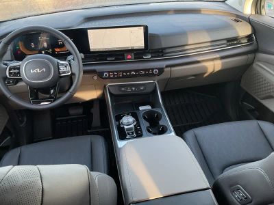 2026 Kia Carnival Hybrid — photo 10 view