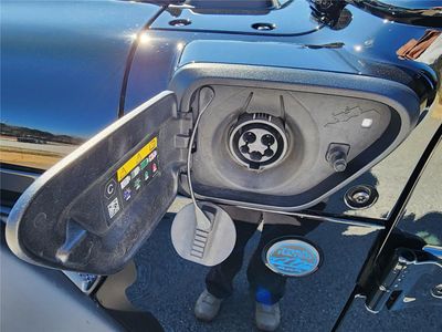 2026 Pre-Owned 2025 Jeep Wrangler 4xe - Photo 7