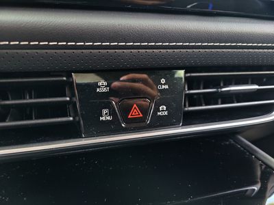 2026 Volkswagen Atlas — photo 25 view