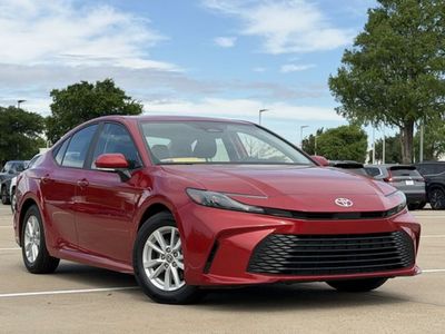 2025 Toyota Camry - Photo 2