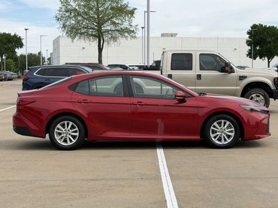 2025 Toyota Camry - Photo 3