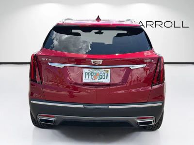 2026 Cadillac XT5 — interior view