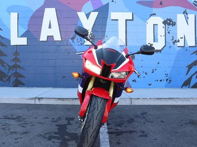 2024 Honda CBR600RR - Photo 3