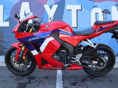 2024 Honda CBR600RR - Photo 5