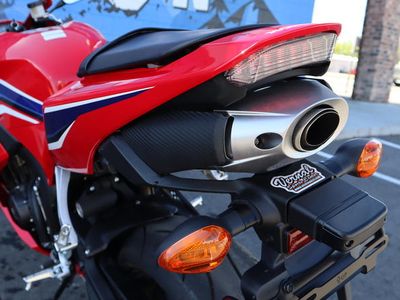 2024 Honda CBR600RR - Photo 11