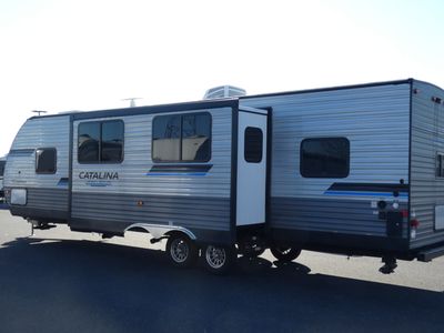 2023 Coachmen Catalina Legacy - Photo 3