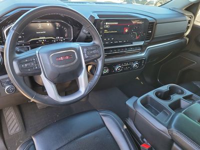 2023 GMC Sierra 1500 - Photo 2