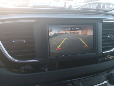 2023 Chrysler Voyager - Photo 16