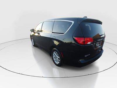 2023 Chrysler Voyager - Photo 5