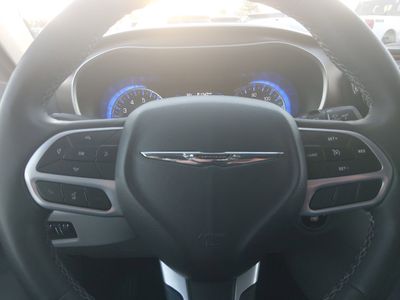 2023 Chrysler Voyager - Photo 12