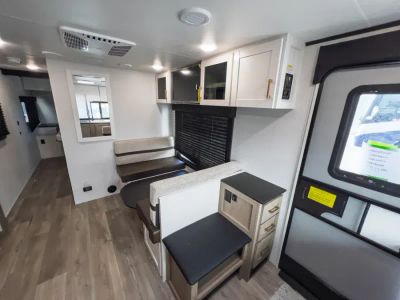 2027 Jayco NORTH TRAIL — photo 7 view