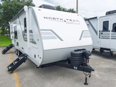 2027 Jayco NORTH TRAIL — front three-quarter view