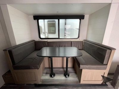 2026 Jayco Jay Flight SLX — photo 14 view