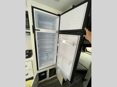 2026 Jayco Jay Flight SLX — photo 18 view