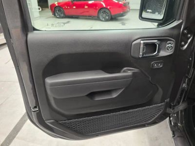 2026 Jeep Wrangler — photo 12 view