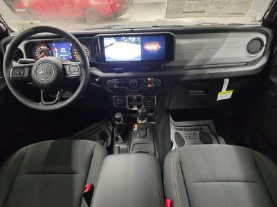 2026 Jeep Wrangler — photo 31 view