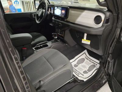 2026 Jeep Wrangler — photo 28 view