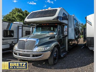2008 Gulf Stream RV Conquest — side profile view