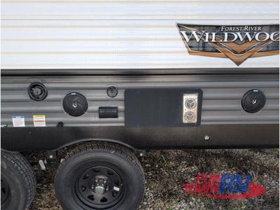 2022 Forest River RV Wildwood - Photo 10