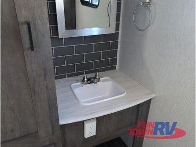 2022 Forest River RV Wildwood - Photo 29