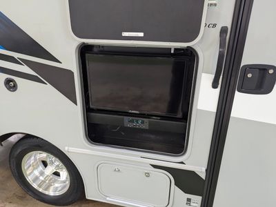 2022 Coachmen Cross Trail XL - Photo 16